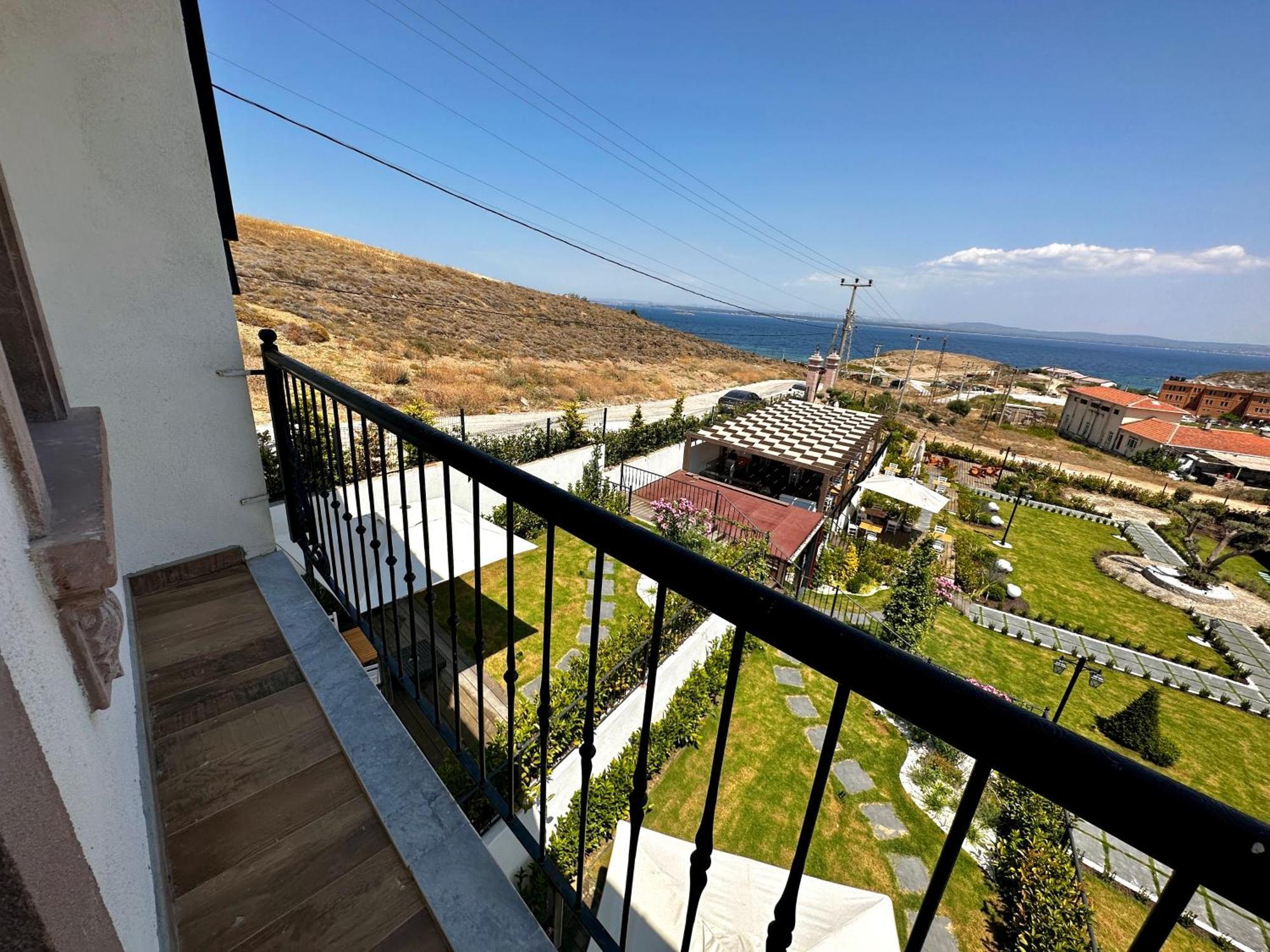Oikos Bozcaada Aparthotel Exterior foto